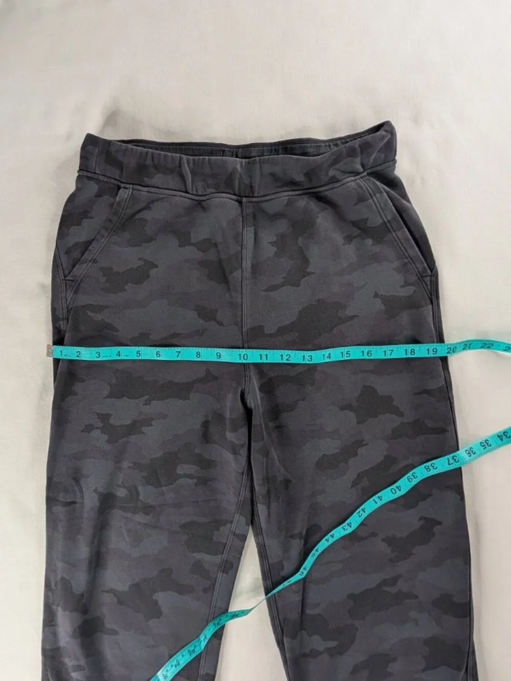 Lululemon Gray Black Camo Relaxed High Rise Jogger Camo Deep Coal Multi Gorpcore
